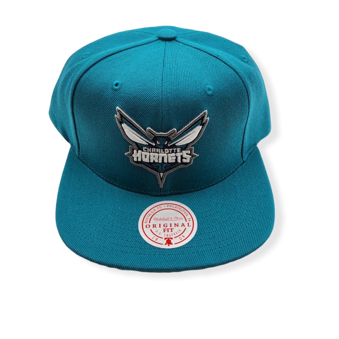Mitchell & Ness Charlotte Hornets Core Basic Teal Adjustable Snapback