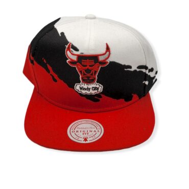 Mitchell & Ness Chicago Bulls Paintbrush Adjustable Snapback Hat Cap