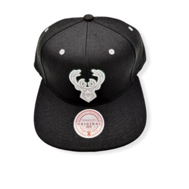 Mitchell & Ness Milwaukee Bucks White Popz Adjustable Snapback Hat Cap