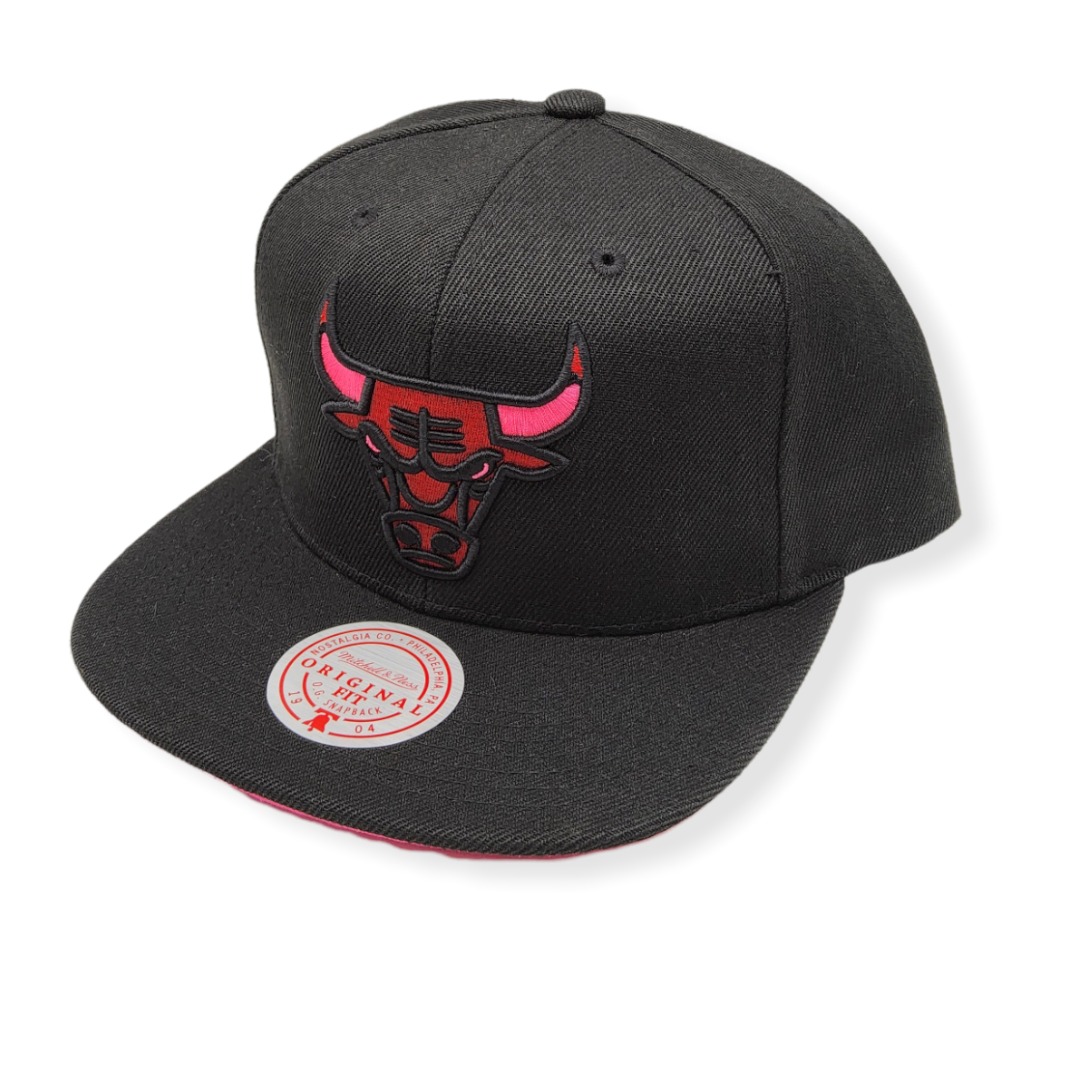 Mitchell & Ness Chicago Bulls Highlighter Team Pop Adjustable Snapback Hat Cap