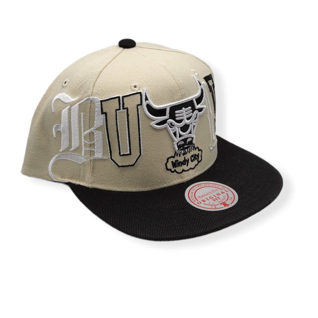 Mitchell & Ness Chicago Bulls Hype Type Hardwood Classics Cream Adjustable Snapback Hat Cap