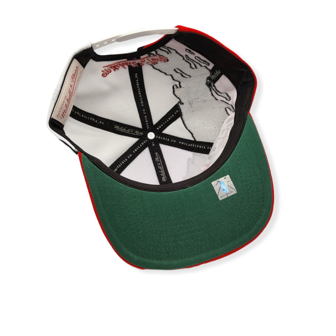 Mitchell & Ness Chicago Bulls Paintbrush Adjustable Snapback Hat Cap