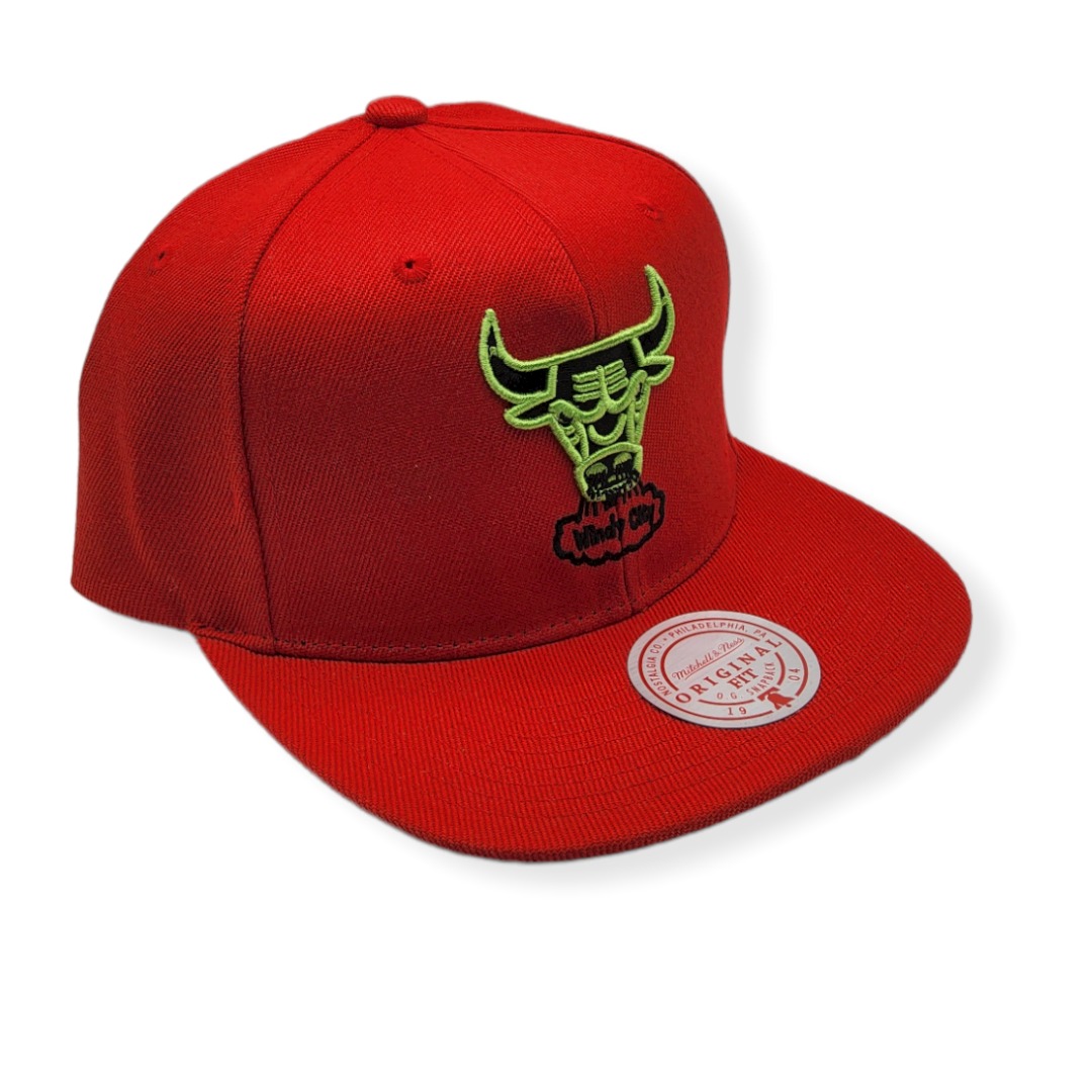 Mitchell & Ness Chicago Bulls Reverse Grinch Hardwood Classics Red Adjustable Snapback Hat Cap