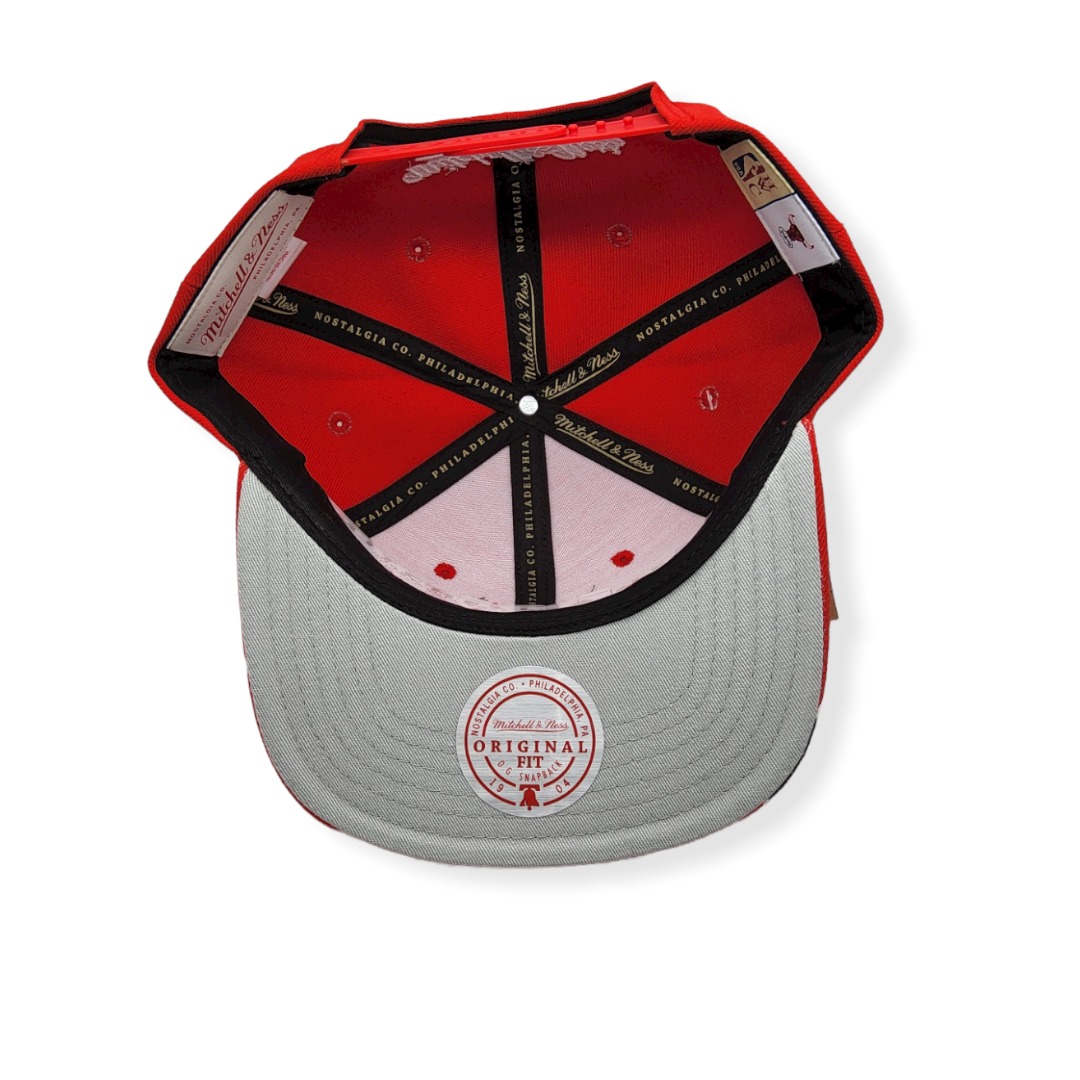 Mitchell & Ness Chicago Bulls Swingman Pop Red Adjustable Snapback Hat Cap