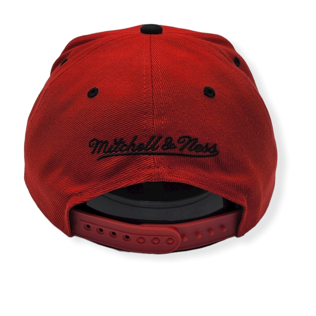 Mitchell & Ness Chicago Bulls The Champs 1997 Finals Red Adjustable Snapback Hat Cap