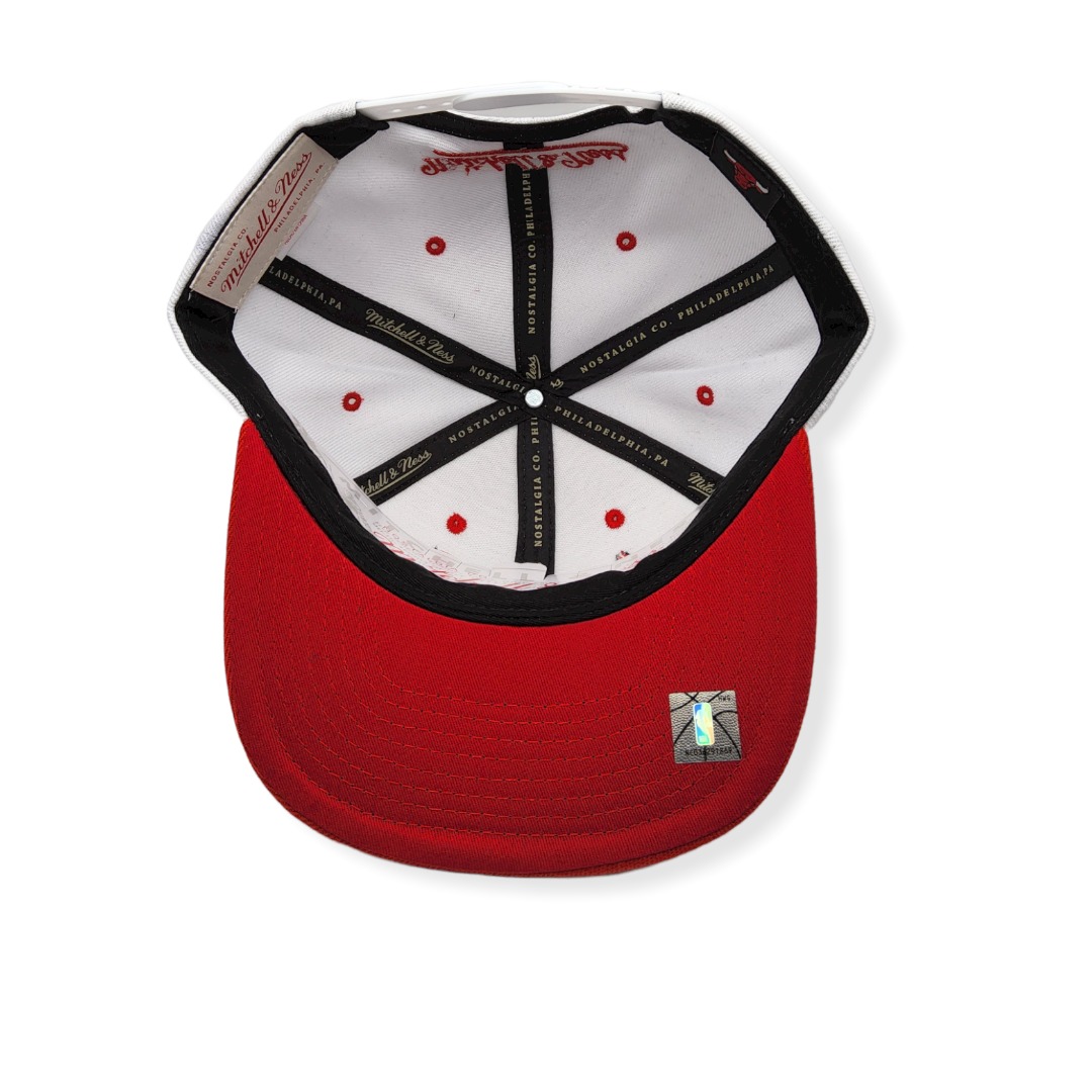 Mitchell & Ness Chicago Bulls XL Pop Team Adjustable Snapback Hat Cap
