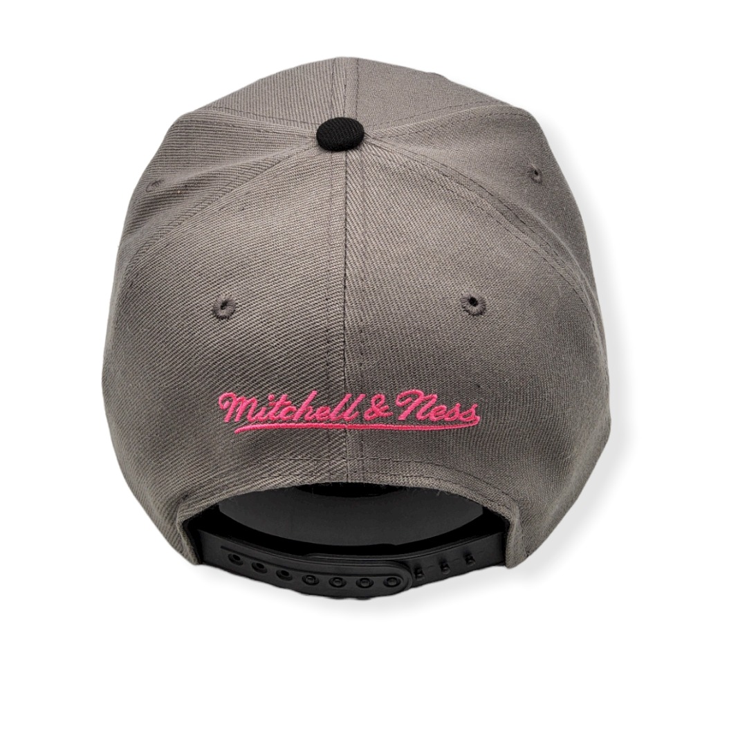 Mitchell & Ness Los Angeles Clippers Neon Lights Hardwood Classics Grey/Black Adjustable Snapback Hat Cap