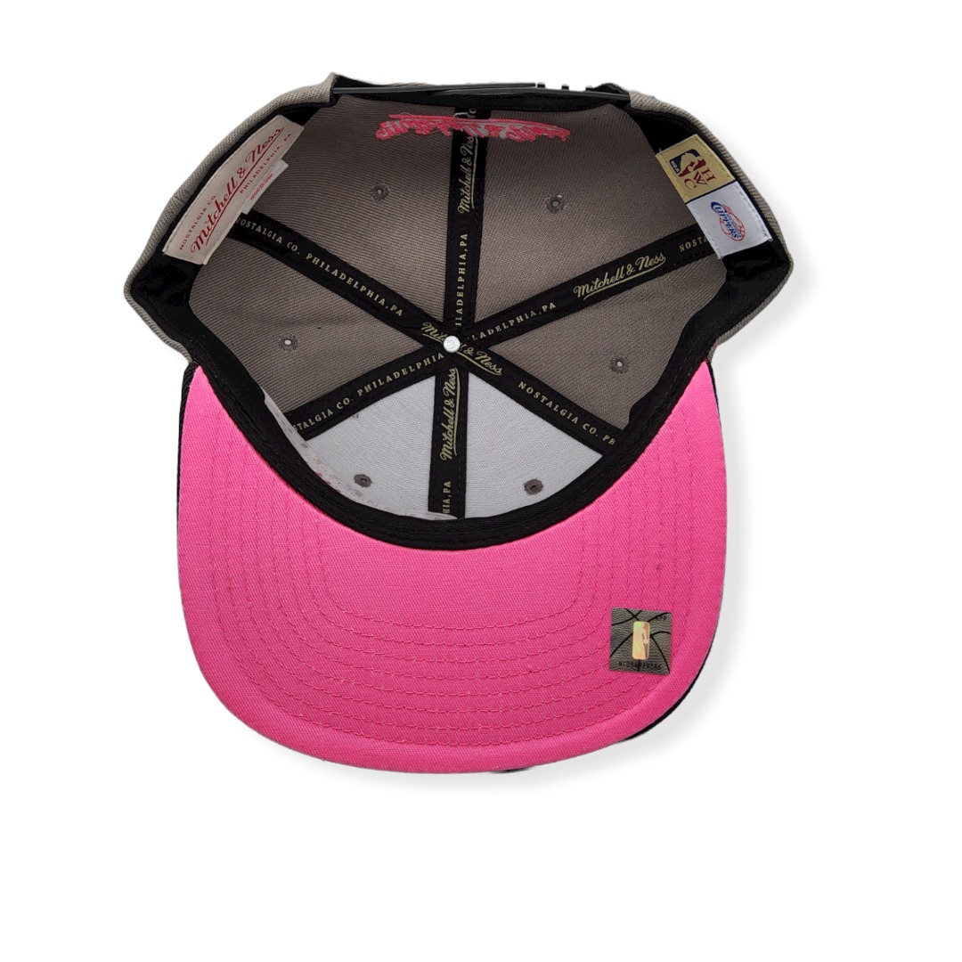 Mitchell & Ness Los Angeles Clippers Neon Lights Hardwood Classics Grey/Black Adjustable Snapback Hat Cap