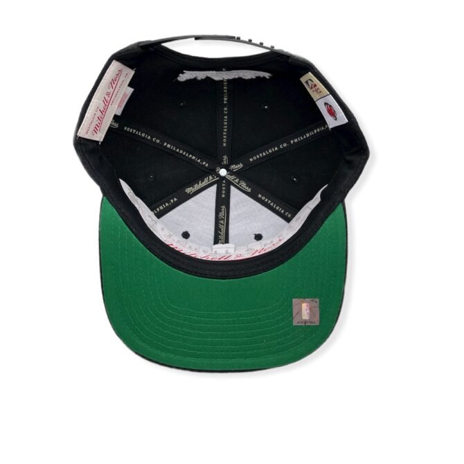 Mitchell & Ness Memphis Grizzlies Core Basic Hardwood Classics Black Adjustable Snapback Hat Cap
