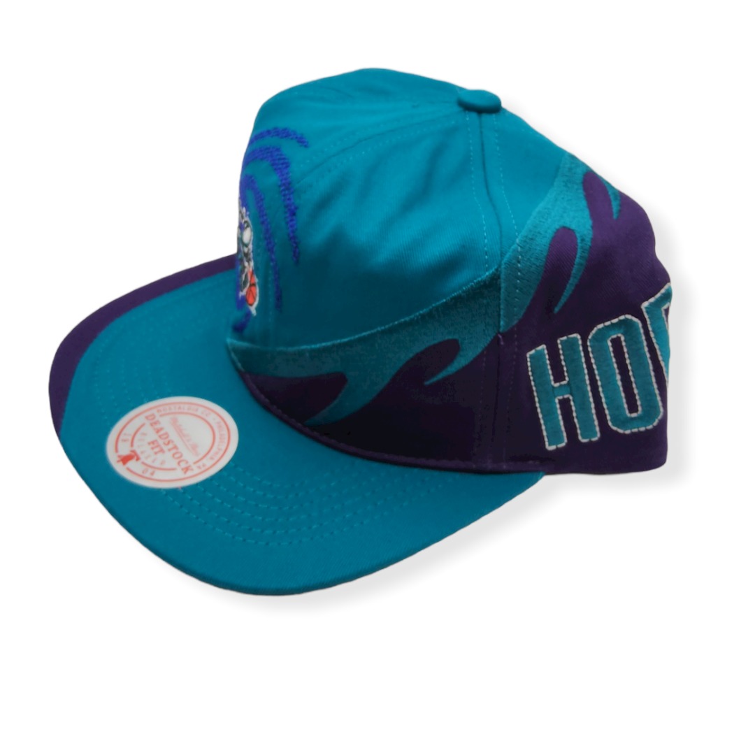Mitchell & Ness Charlotte Hornets Spiral Deadstock Adjustable Snapback Hat Cap