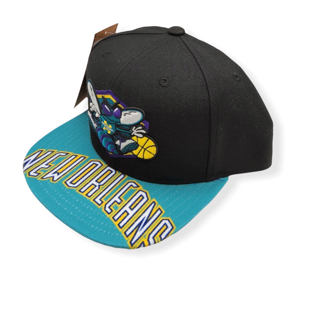 Mitchell & Ness Charlotte Hornets Swingman Pop Hardwood Classics "New Orleans" Black Adjustable Snapback Hat Cap