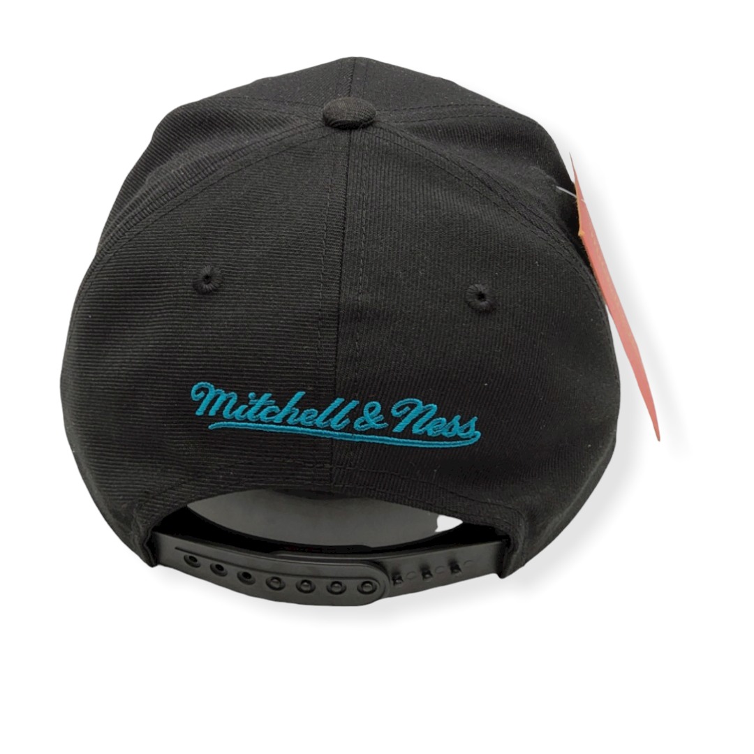Mitchell & Ness Charlotte Hornets Swingman Pop Hardwood Classics "New Orleans" Black Adjustable Snapback Hat Cap