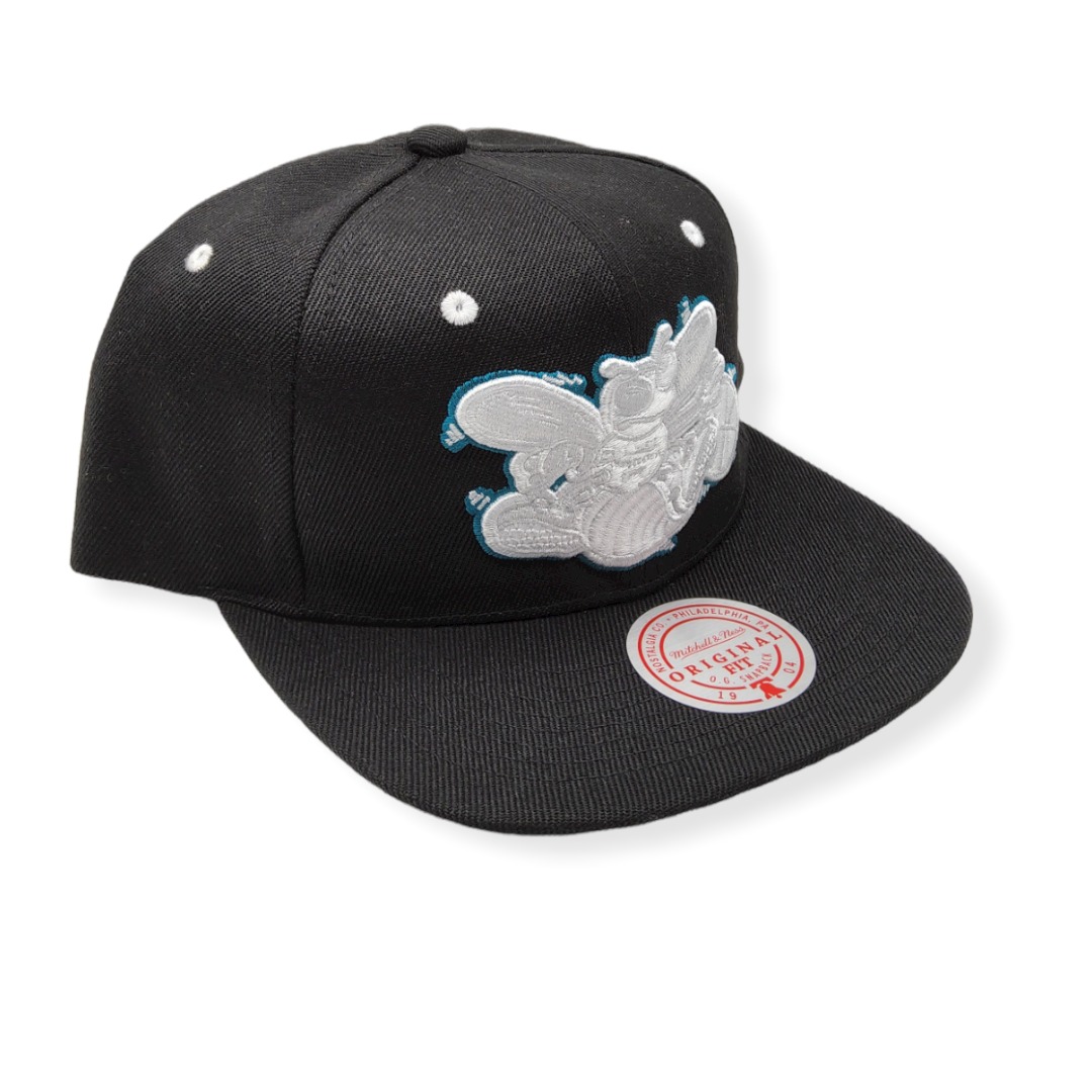 Mitchell & Ness Charlotte Hornets White Popz Hardwood Classics Black Adjustable Snapback Hat Cap