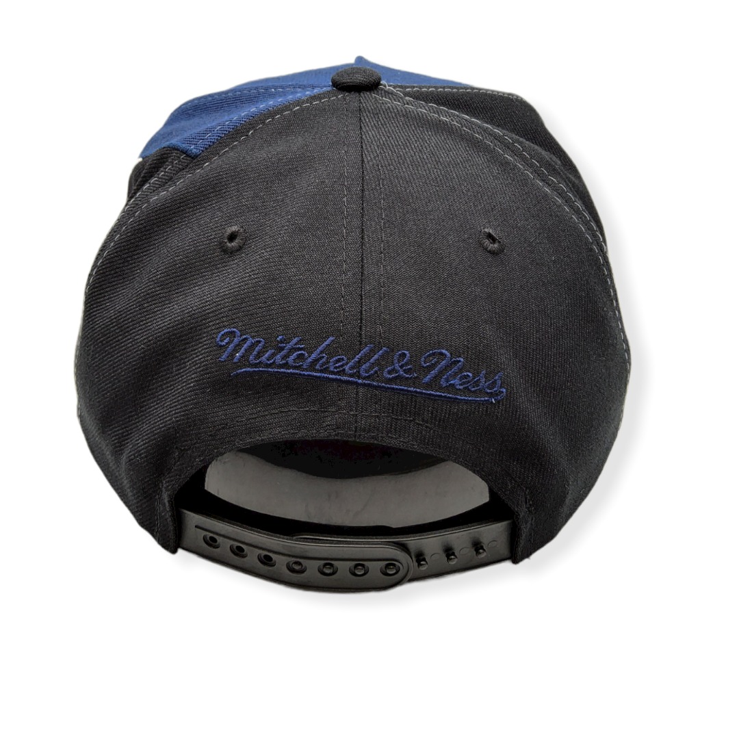 Mitchell & Ness Dallas Mavericks Multiply Blue/Green Adjustable Snapback Hat Cap