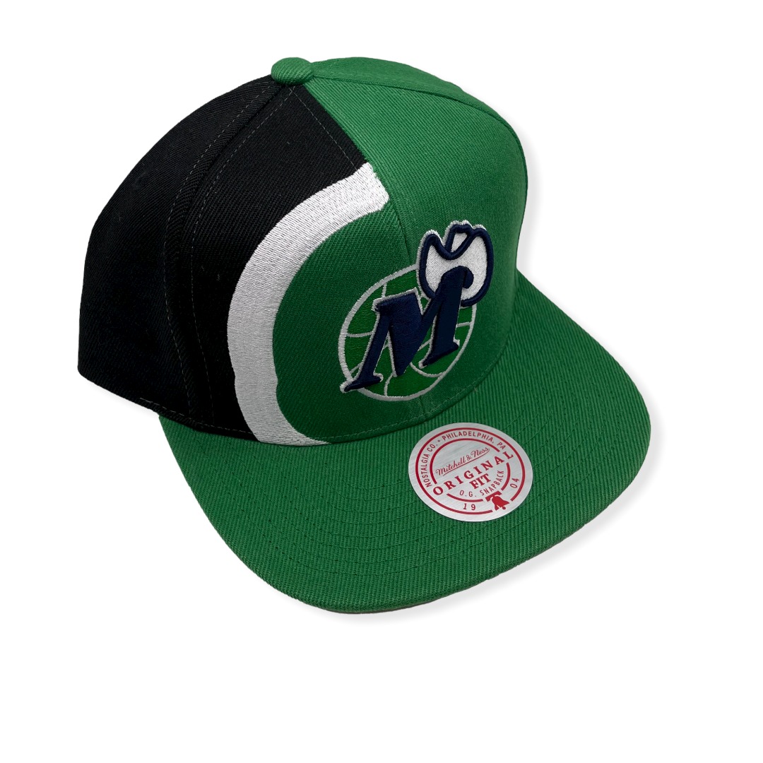 Mitchell & Ness Dallas Mavericks Retroline Green Adjustable Snapback Hat Cap