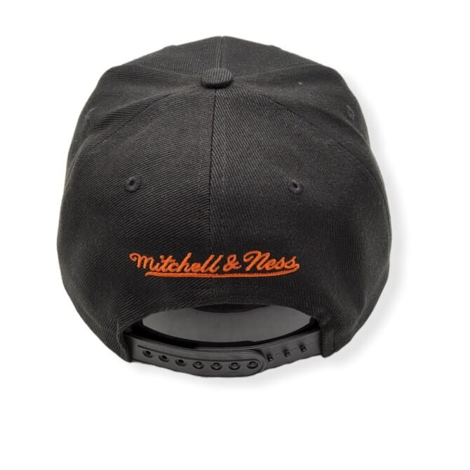 Mitchell & Ness New York Knicks Core Basic Black Adjustable Snapback Hat Cap
