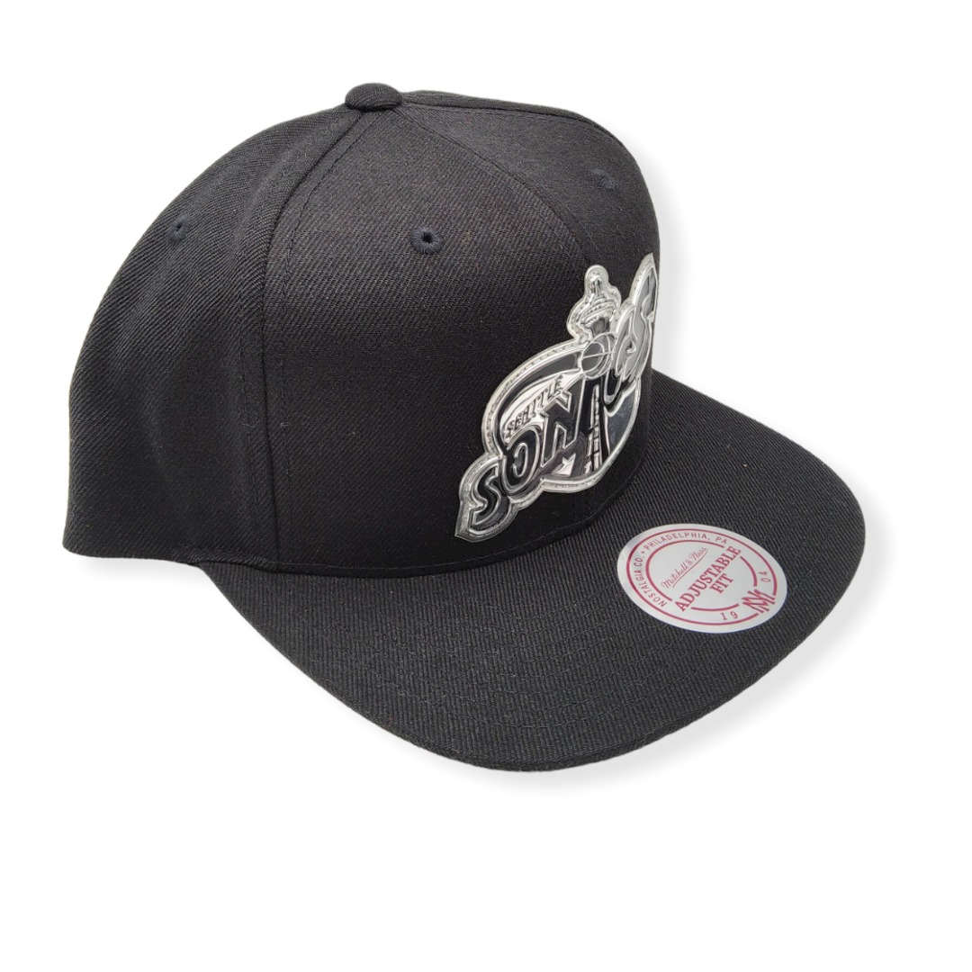 Mitchell & Ness Seattle Supersonics Black & Silver Hardwood Classics Adjustable Snapback Hat Cap