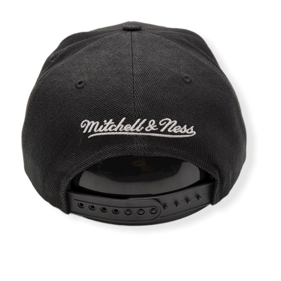 Mitchell & Ness Chicago Bulls Logo Remix Hardwood Classics Adjustable Snapback Hat Cap