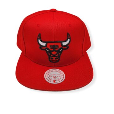 Mitchell & Ness Chicago Bulls Core Basic Red Adjustable Snapback Hat Cap