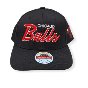 Mitchell & Ness Chicago Bulls Team Script 2.0 Stretch Black Adjustable Snapback Hat Cap