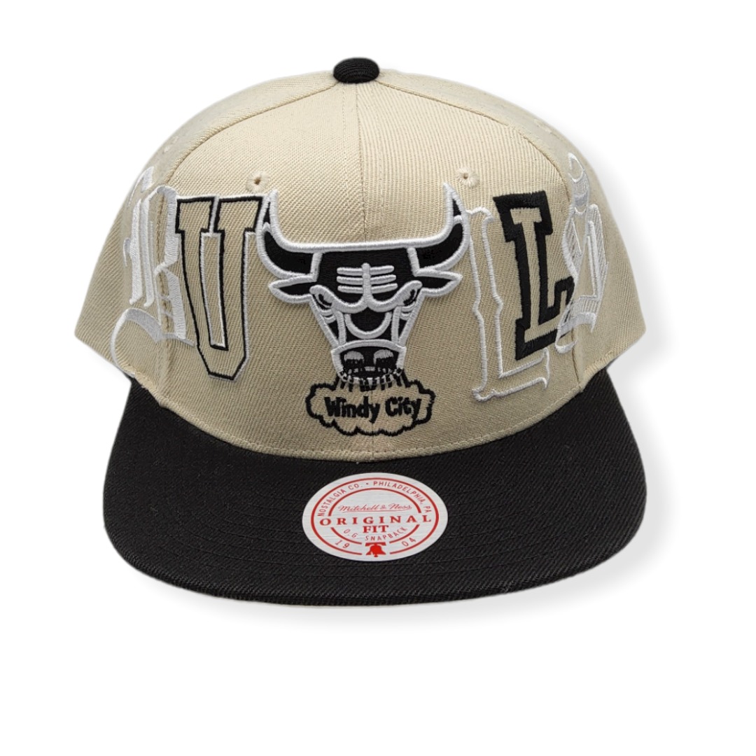 Mitchell & Ness Chicago Bulls Hype Type Hardwood Classics Cream Adjustable Snapback Hat Cap