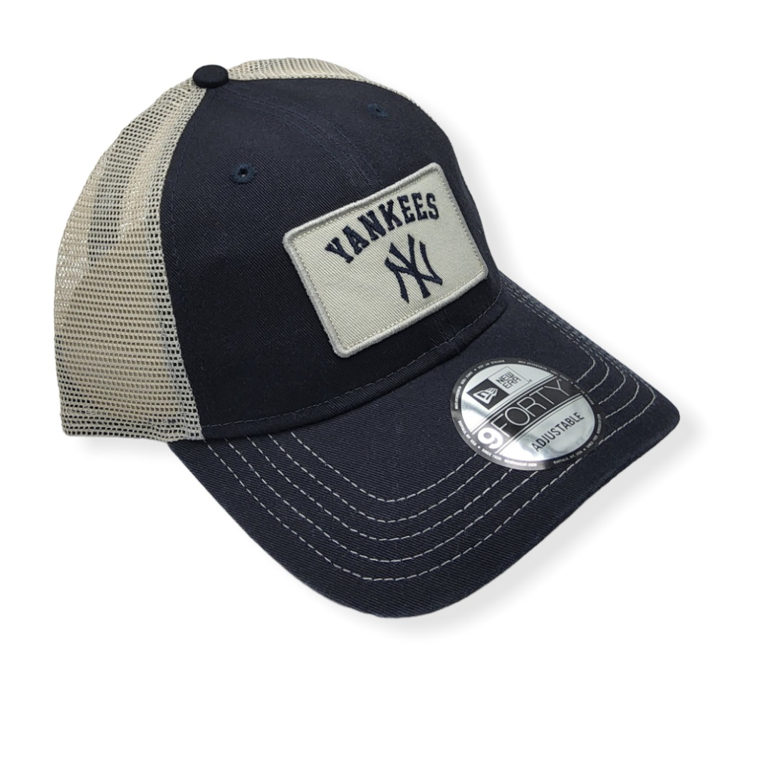 New Era New York Yankees 9Forty Trucker B1 Adjustable Snapback Hat Cap