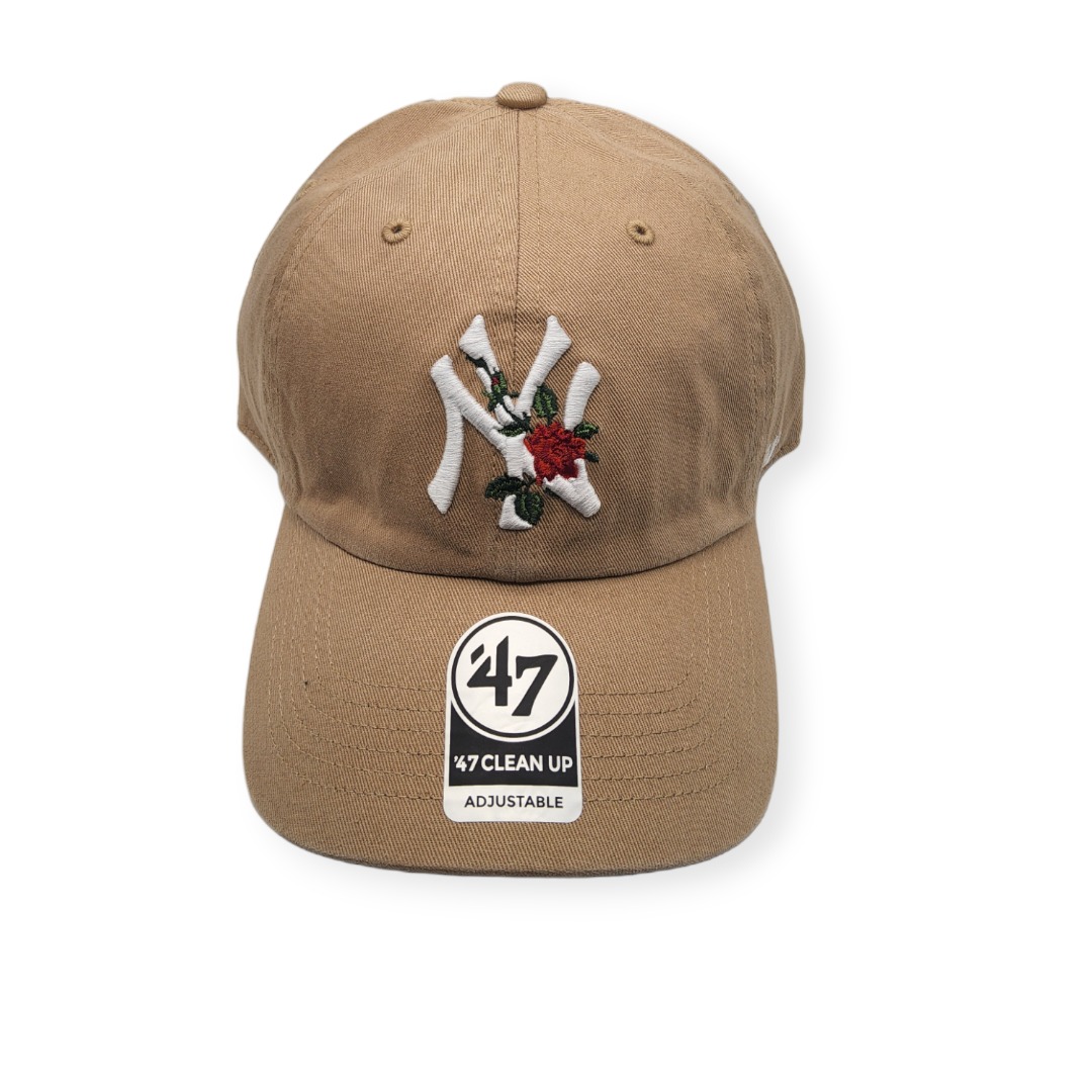 '47 New York Yankees Clean Up Thorn Khaki Adjustable Strap Hat Cap