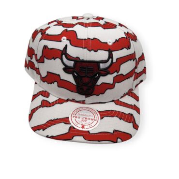 Mitchell & Ness Chicago Bulls Krookz Pro Crown White/Red Adjustable Snapback Hat Cap