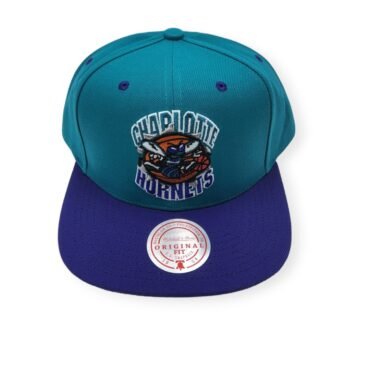 Mitchell & Ness Charlotte Hornets Breakthrough Teal Adjustable Snapback Hat Cap