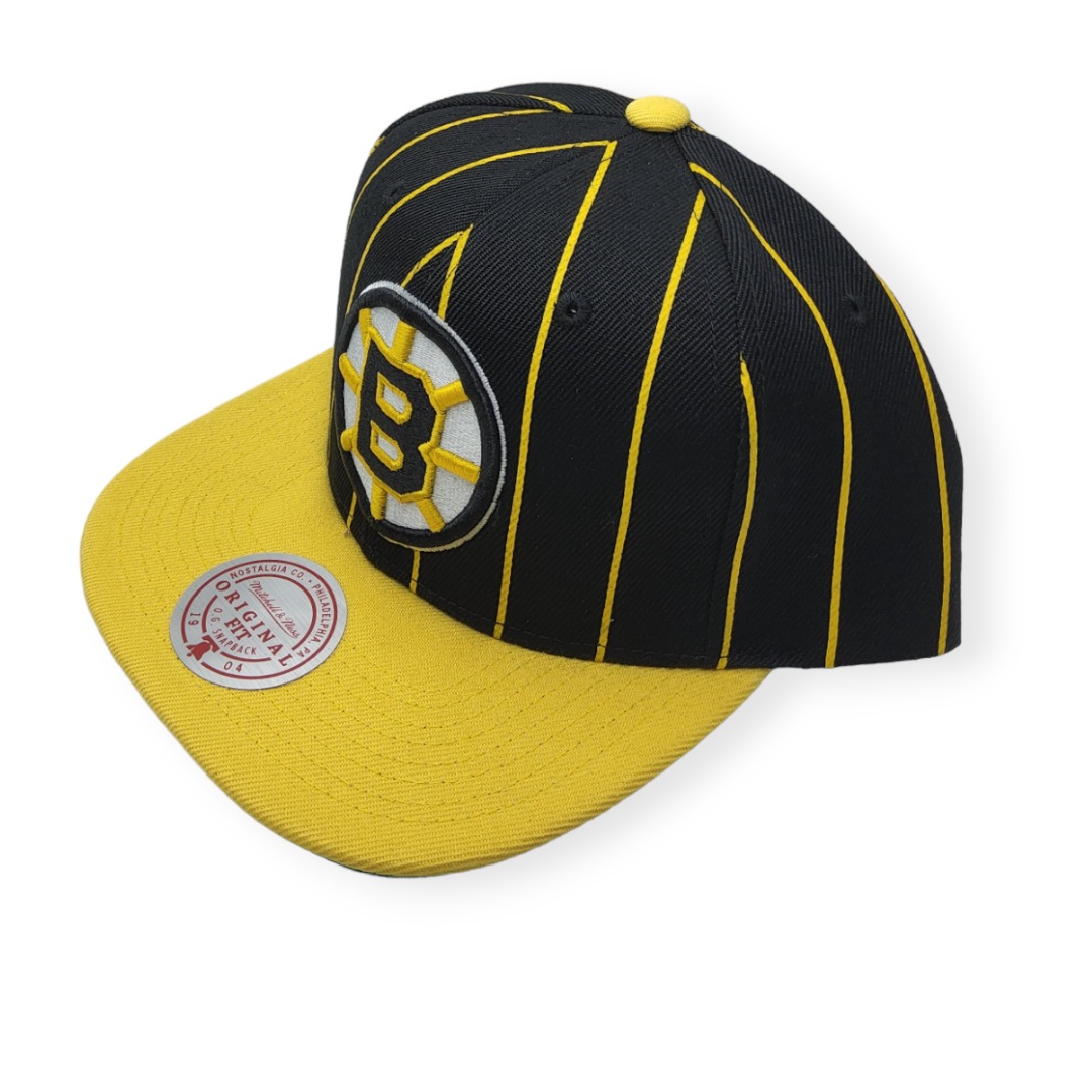 Mitchell & Ness Boston Bruins Team Pin Black/Yellow Adjustable Snapback Hat Cap