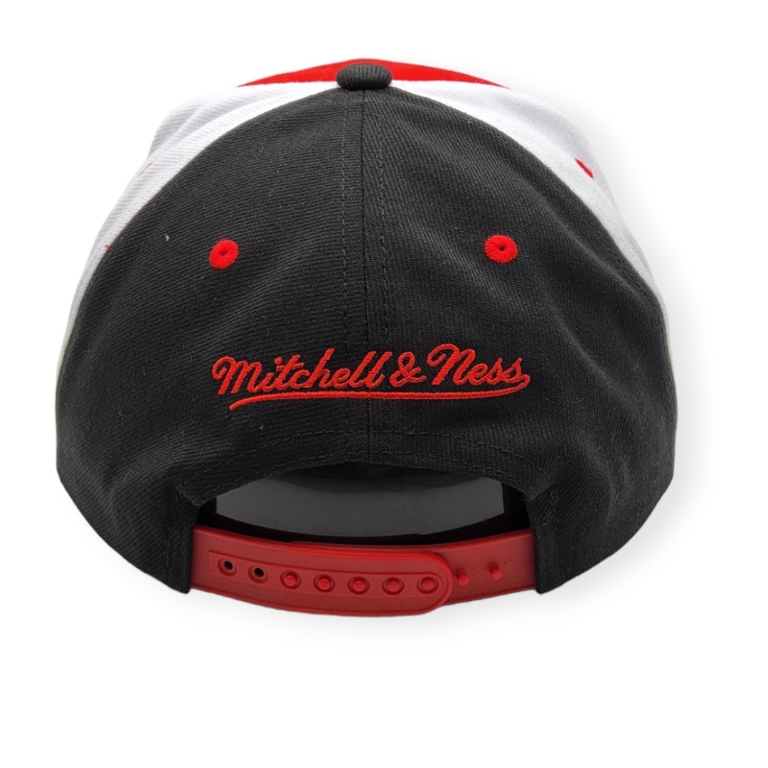 Mitchell & Ness Chicago Blackhawks Billboard 2 Red/Black Adjustable Snapback Hat Cap