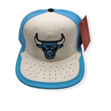 Mitchell & Ness Chicago Bulls Day One White/Light Blue Black Button/Snap Adjustable Snapback Hat Cap
