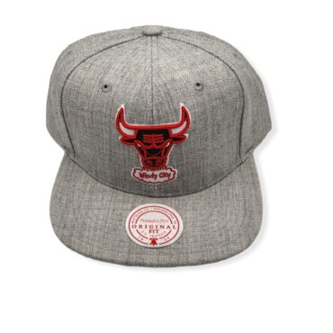 Mitchell & Ness Chicago Bulls Team Heather 2.0 Adjustable Snapback Hat Cap