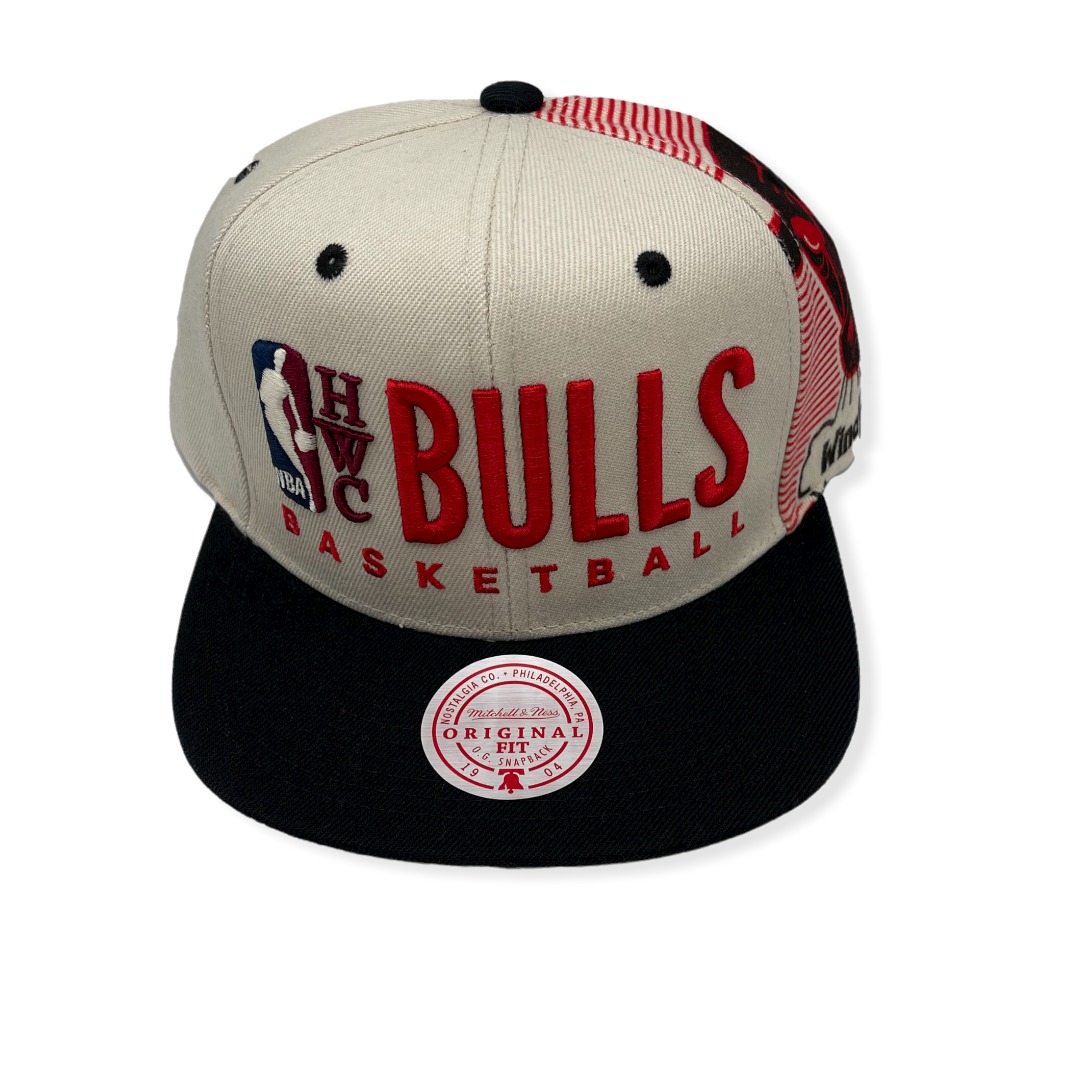 Mitchell & Ness Chicago Bulls Team Big Face Hardwood Classics Adjustable Snapback Hat Cap