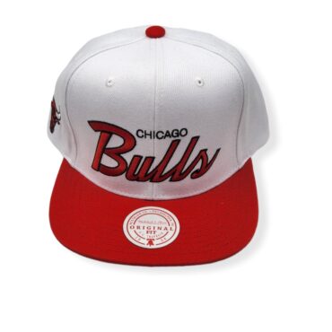 Mitchell & Ness Chicago Bulls Heritage Script White/Red Adjustable Snapback Hat Cap