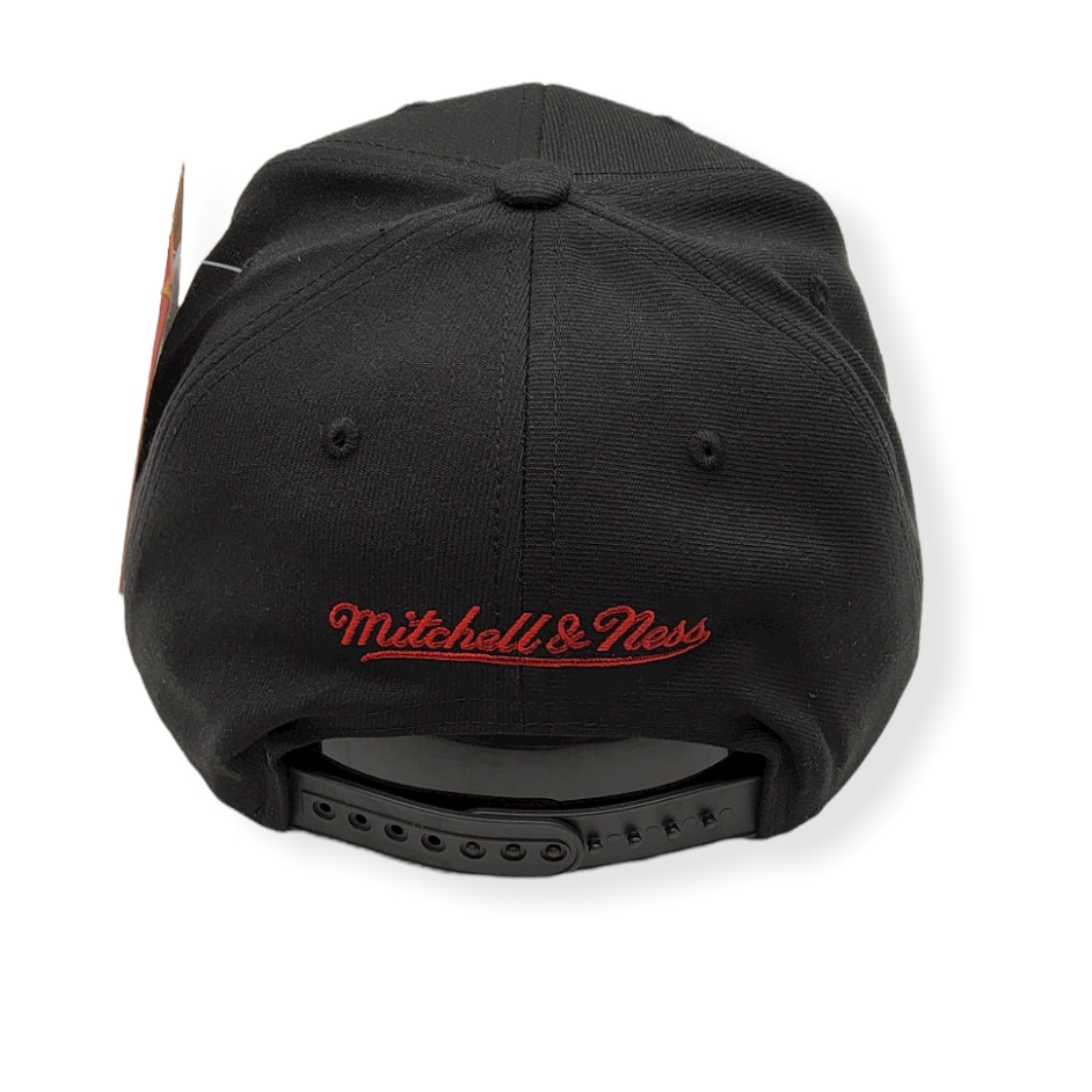 Mitchell & Ness Atlanta Hawks Front Loaded Black Adjustable Snapback Hat Cap