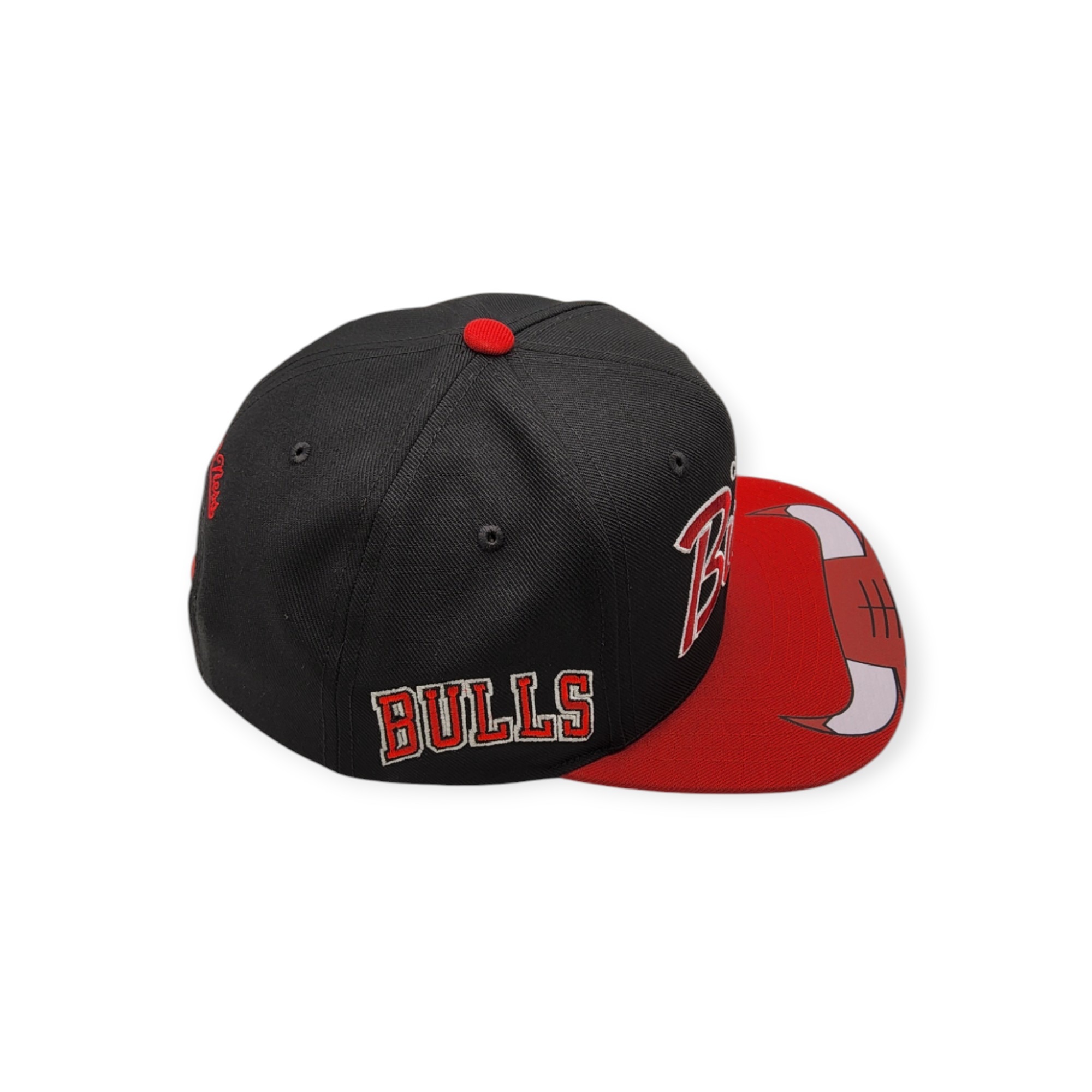 Mitchell & Ness Chicago Bulls Big Mouth Black/Red Adjustable Snapback Hat Cap
