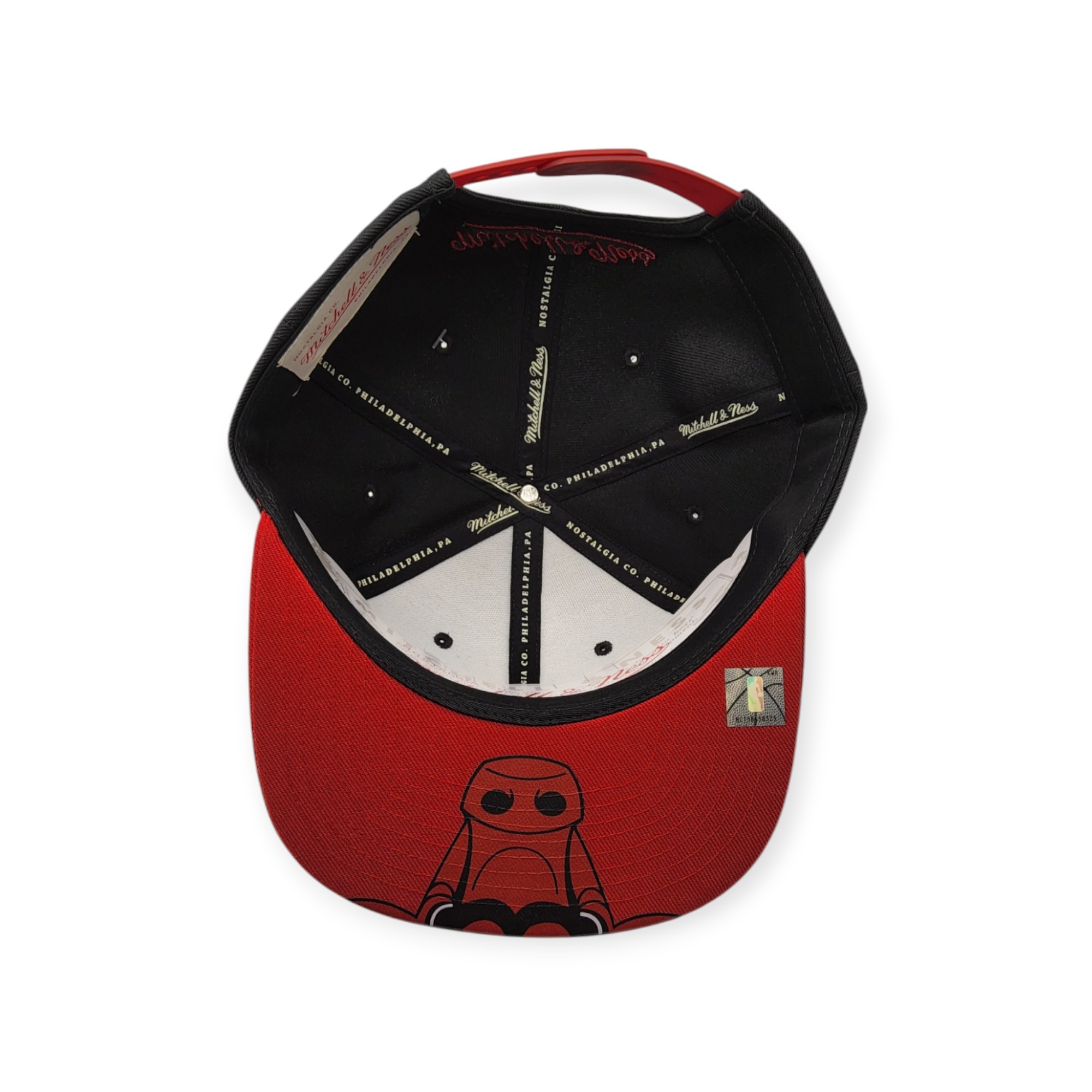 Mitchell & Ness Chicago Bulls Big Mouth Black/Red Adjustable Snapback Hat Cap