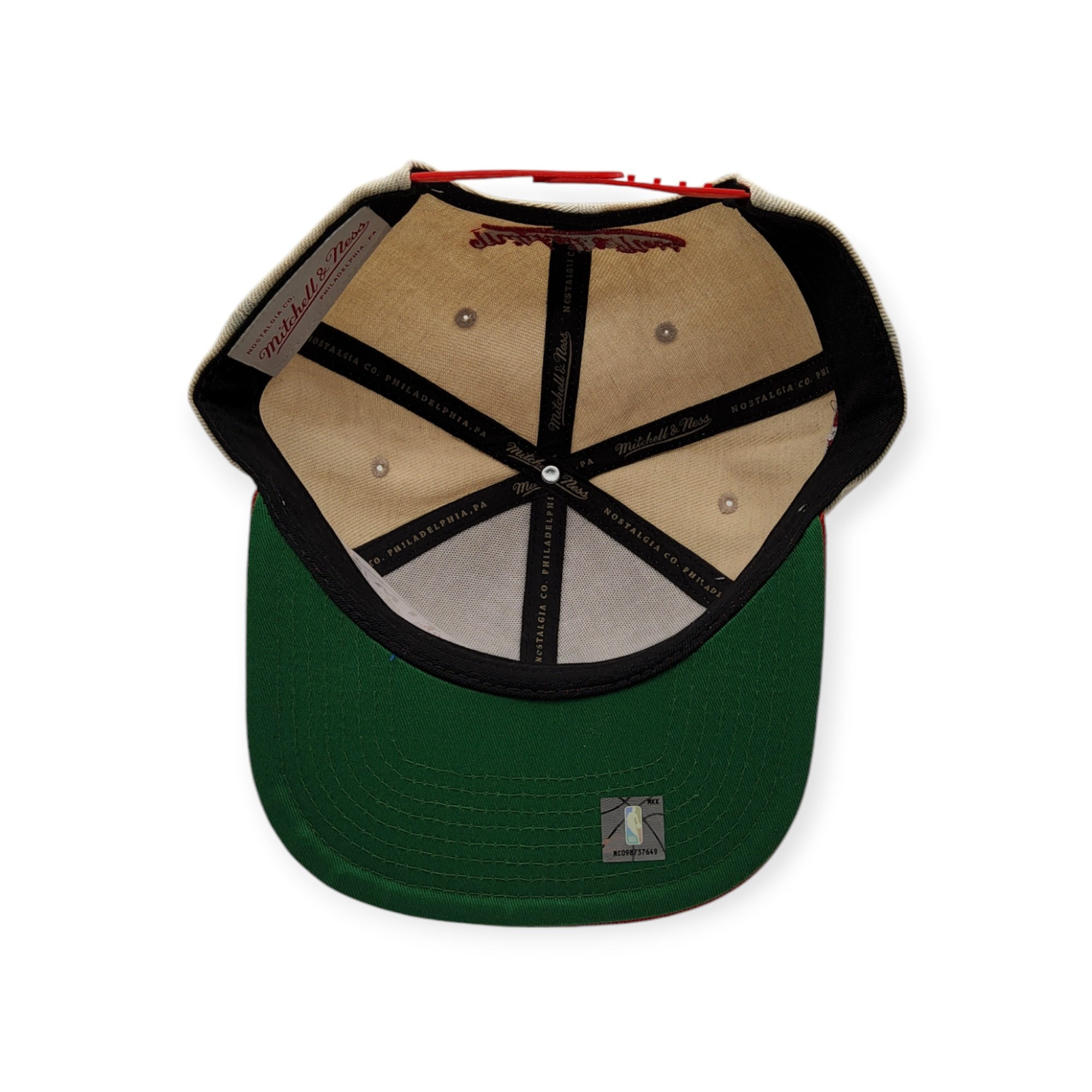 Mitchell & Ness Chicago Bulls Speed Zone Off White/Red Adjustable Snapback Hat Cap