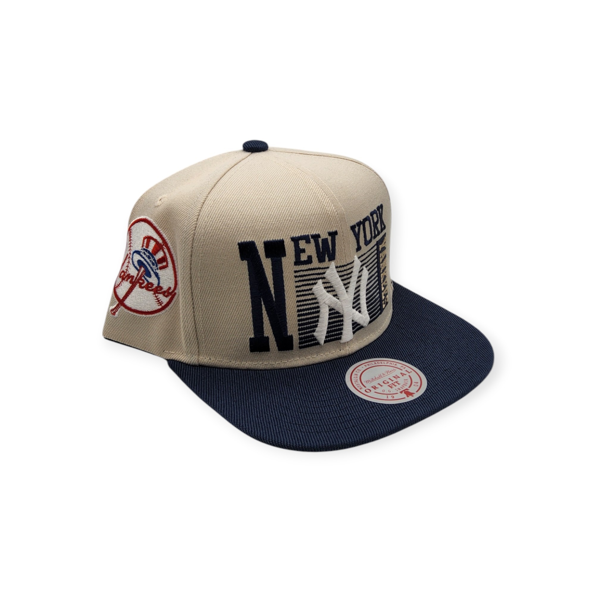 Mitchell & Ness New York Yankees Speed Zone Off White/Navy Adjustable Snapback Hat Cap