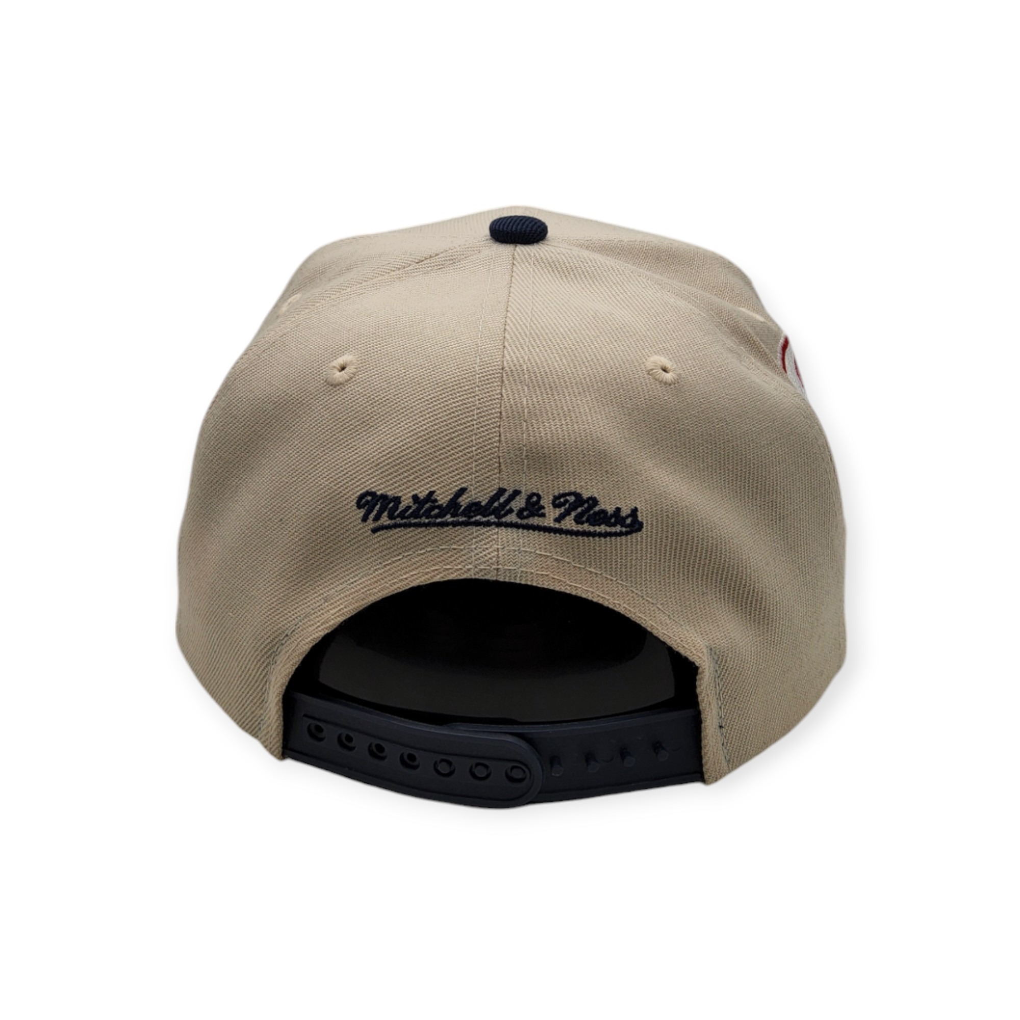 Mitchell & Ness New York Yankees Speed Zone Off White/Navy Adjustable Snapback Hat Cap
