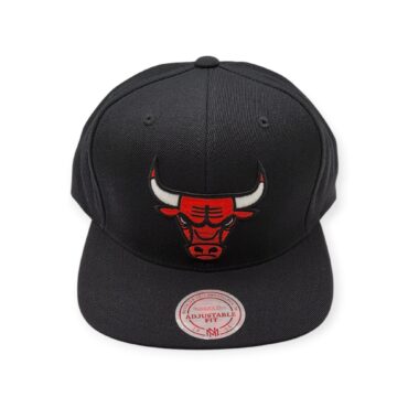 Mitchell & Ness Chicago Bulls Wool Solid Black Adjustable Snapback Hat Cap