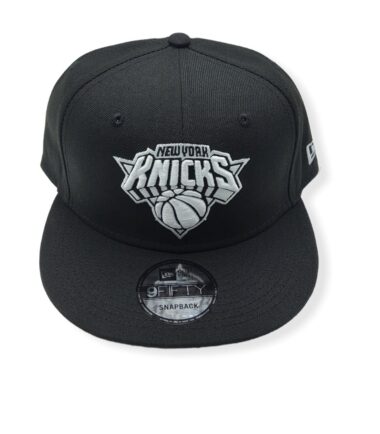New Era New York Knicks 9Fifty Basic Black/White Adjustable Snapback Hat Cap