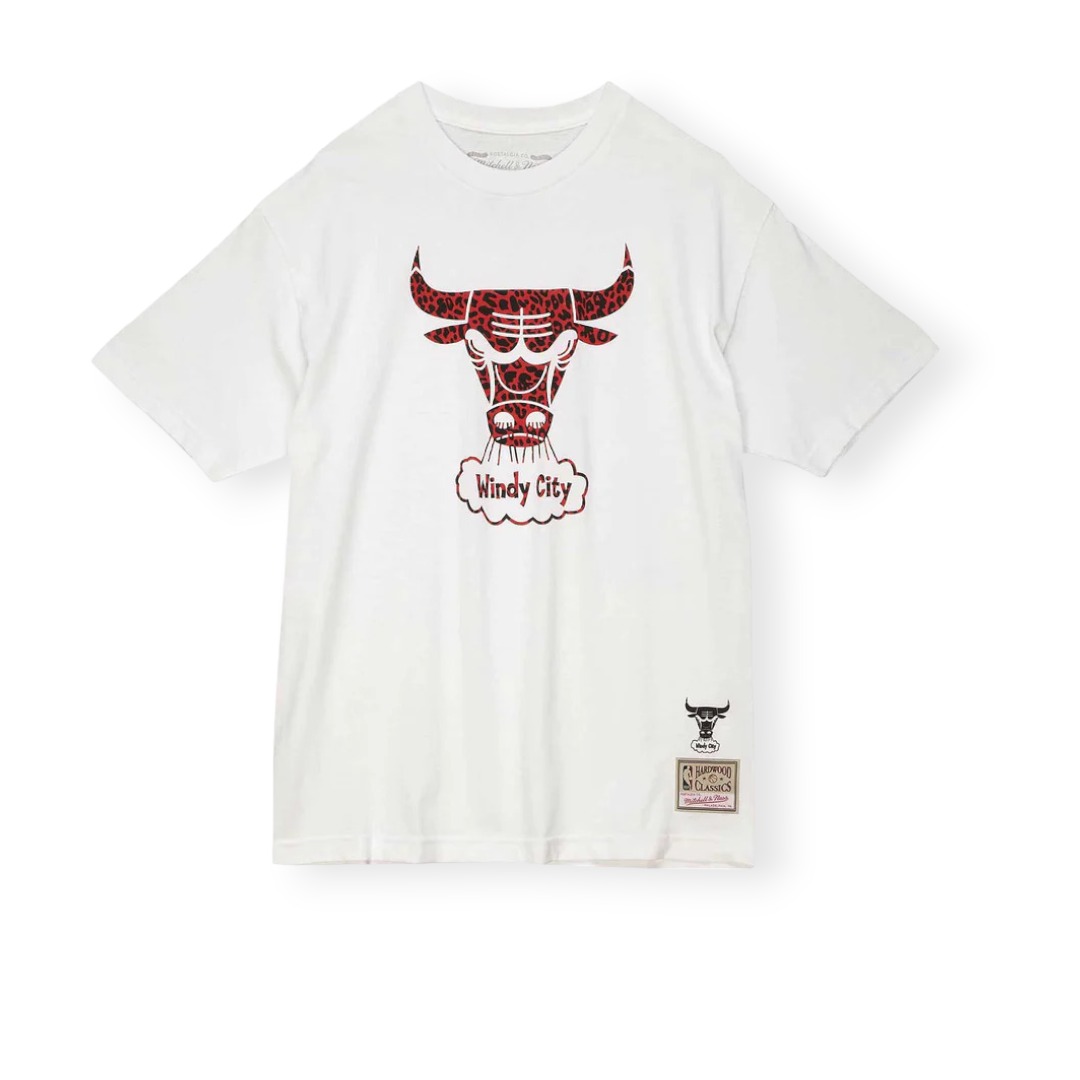 1689271343_MN-Bulls-Wild20Life-Tee-White-194582899562-01.jpg