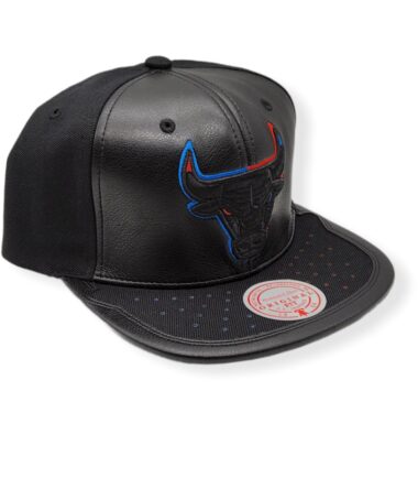 MN-Bulls-Day-1-Black-Red-Blue-697589735807-03.jpg