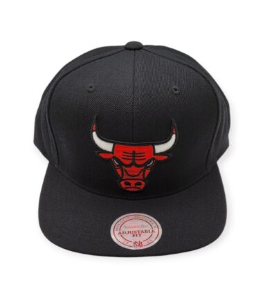 Mitchell & Ness Chicago Bulls Wool Solid Black Adjustable Snapback Hat Cap