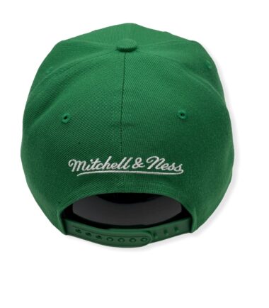 MN-Celtics-Core-Basic-Kelly-Green-195563193402-04.jpg