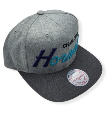 MN-Hornets-Tri-Pop-Script-888599239984-03.jpg
