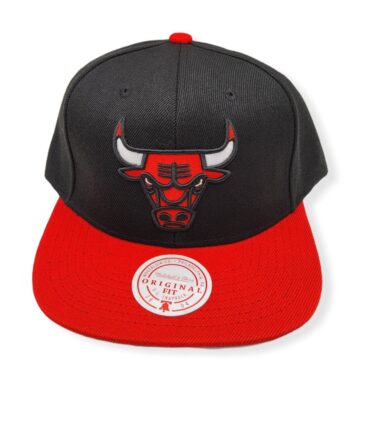 Mitchell & Ness Chicago Bulls Core Basic Black/Red Adjustable Snapback Hat Cap