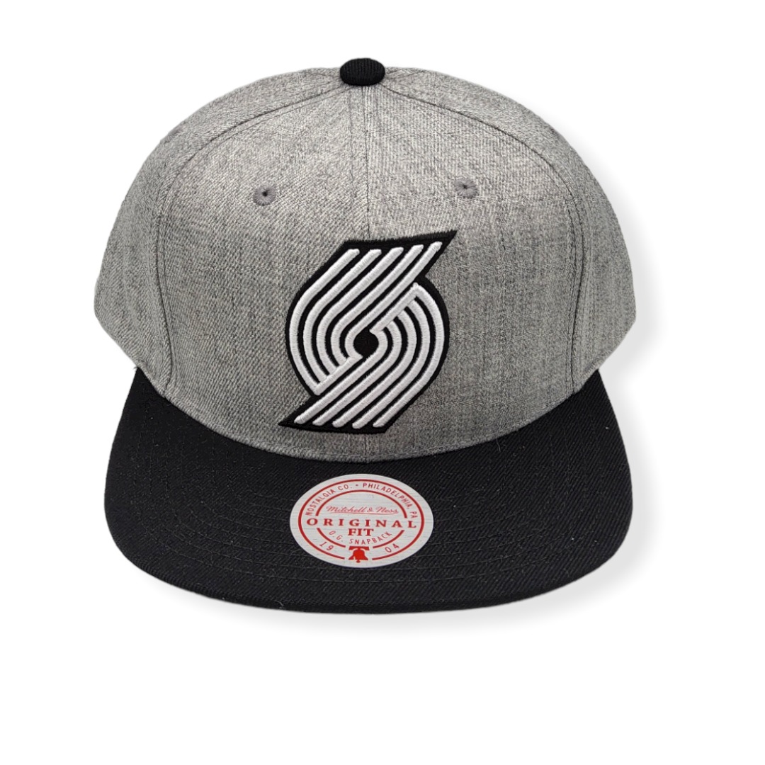 1665449132_MN-Trail-Blazers-Grey-Black-Pop-194582239443-01.jpg